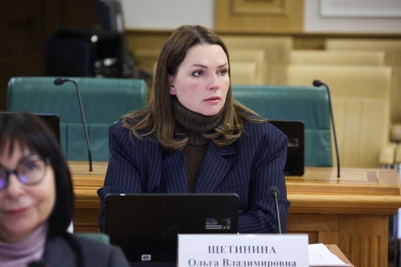 Ольга Щетинина ежедневно рассказывает в соцсетях о своей сенаторской работе